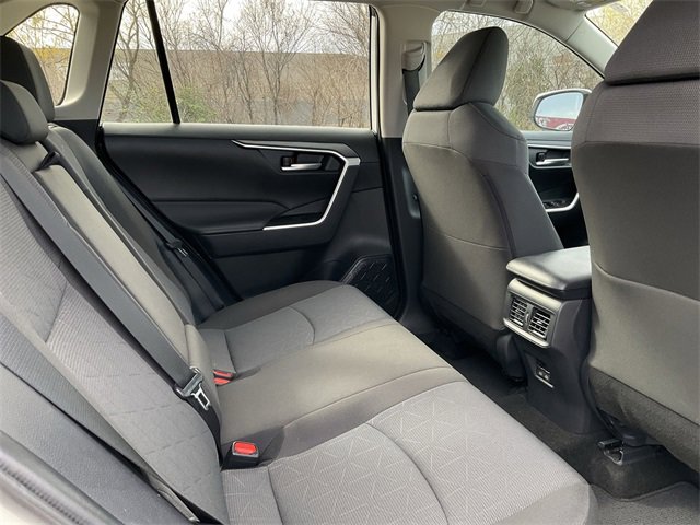 Thumbnail: 2025 Toyota RAV4 - 16