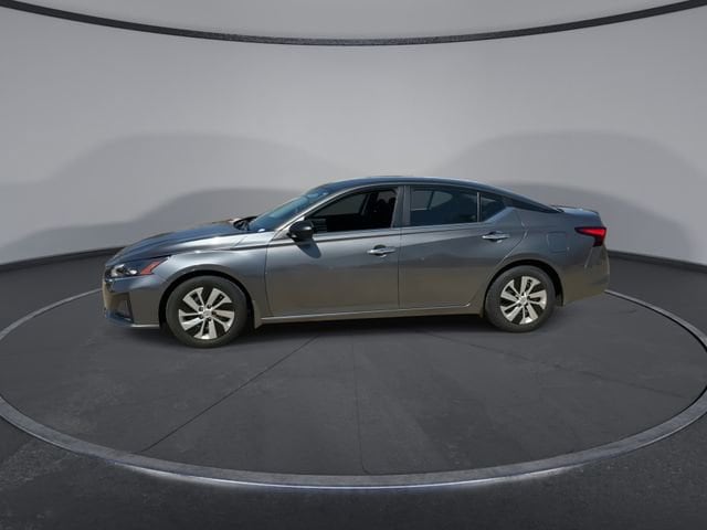 Thumbnail: 2024 Nissan Altima - 5