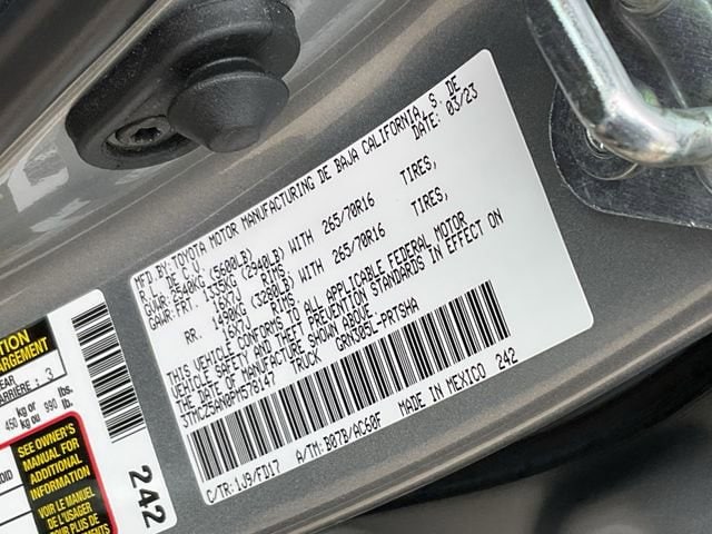 Thumbnail: 2023 Toyota Tacoma - 28