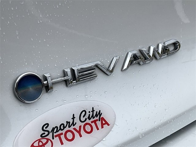 Thumbnail: 2024 Toyota Crown - 11