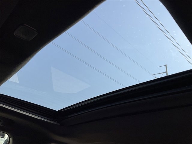 Thumbnail: 2024 Toyota Highlander - 15