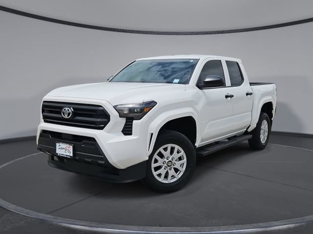 Used 2024 Toyota Tacoma SR Truck Double Cab