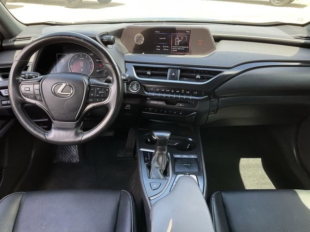 Thumbnail: 2021 Lexus UX - 19
