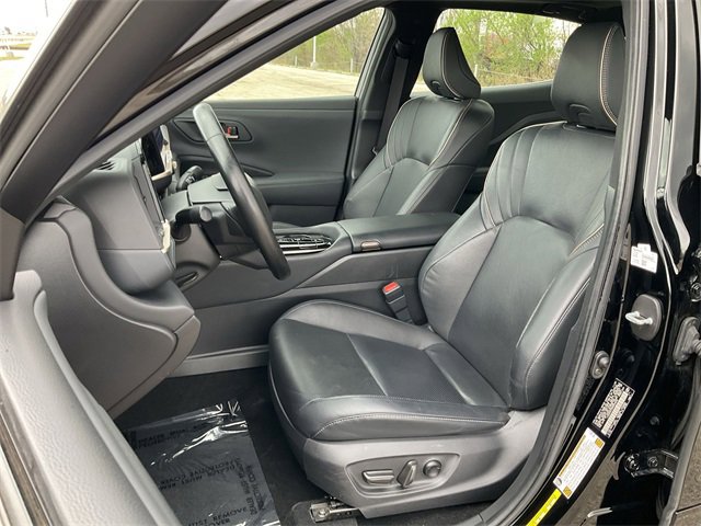 Thumbnail: 2024 Toyota Crown - 12