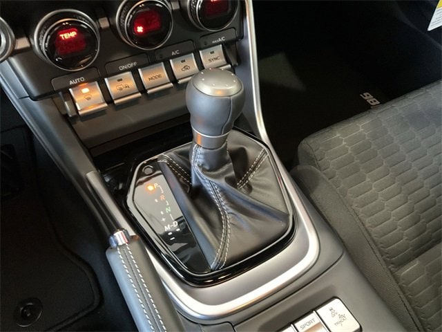 Thumbnail: 2025 Toyota GR86 - 16