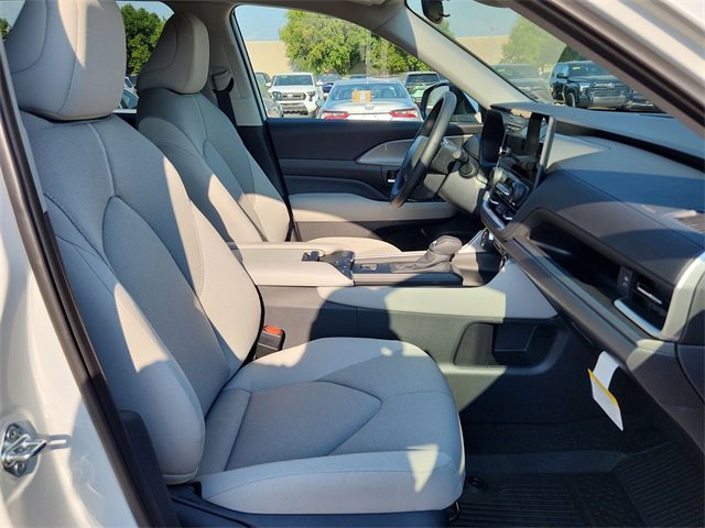 Thumbnail: 2025 Toyota Grand Highlander - 19