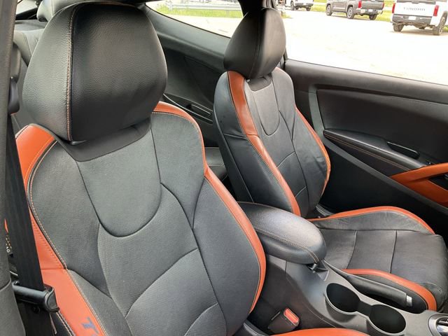 Thumbnail: 2017 Hyundai Veloster - 16