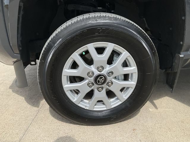 Thumbnail: 2024 Toyota Tacoma - 12