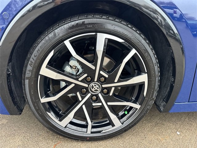 Thumbnail: 2025 Toyota Prius - 12