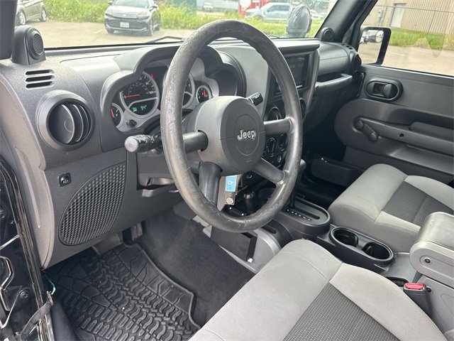 Thumbnail: 2010 Jeep Wrangler - 10