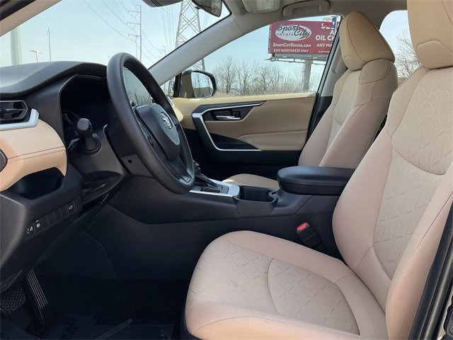 Thumbnail: 2025 Toyota RAV4 - 13