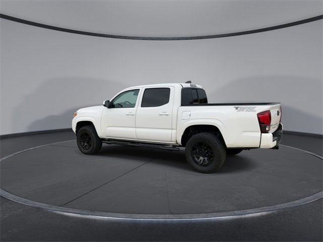 Thumbnail: 2022 Toyota Tacoma - 6