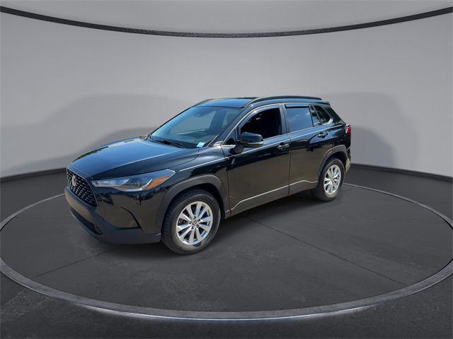 2023 Toyota Corolla Cross LE photo 3
