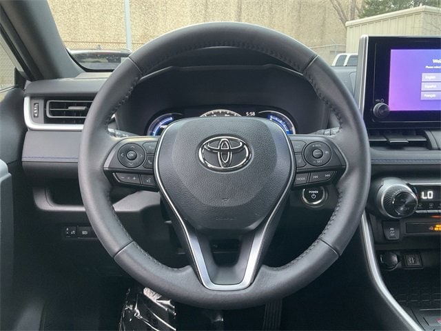 Thumbnail: 2024 Toyota RAV4 - 18