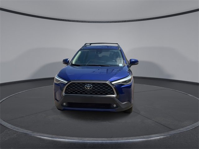 2022 Toyota Corolla Cross XLE photo 3