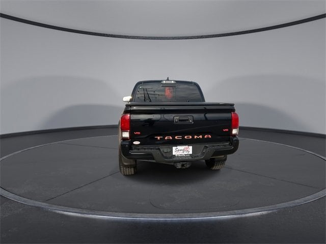 Thumbnail: 2019 Toyota Tacoma - 7