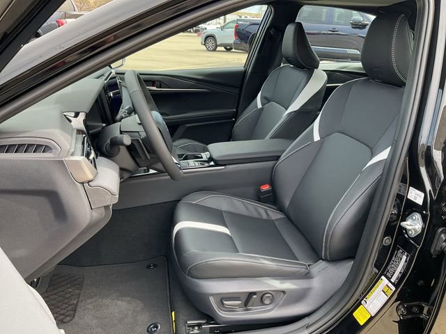 Thumbnail: 2026 Toyota Camry - 12