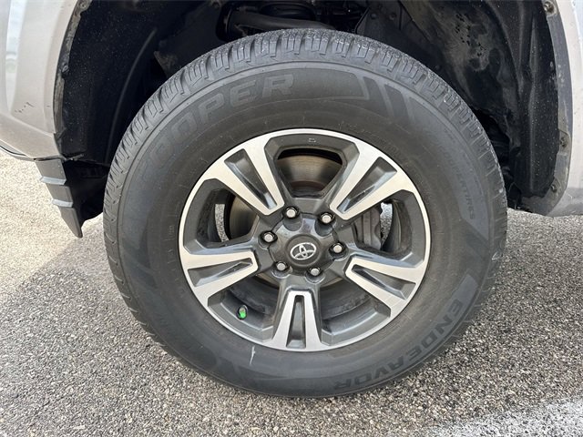 2018 Toyota Tacoma TRD Sport 12