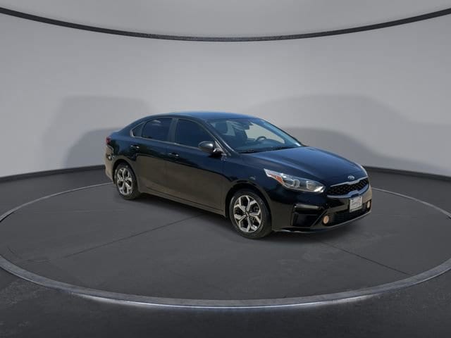 Thumbnail: 2021 Kia Forte - 2