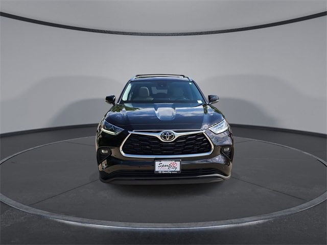 2021 Toyota Highlander Limited 7