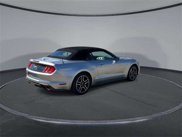 Thumbnail: 2022 Ford Mustang - 8