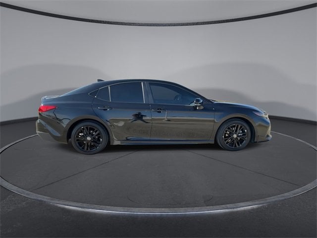 Thumbnail: 2025 Toyota Camry - 9