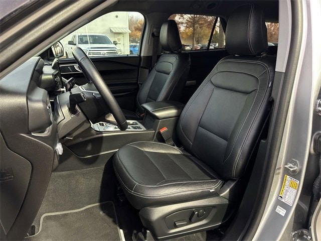 Thumbnail: 2022 Ford Explorer - 12