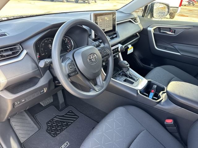 Thumbnail: 2025 Toyota RAV4 - 10