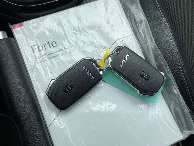 Thumbnail: 2023 Kia Forte - 26