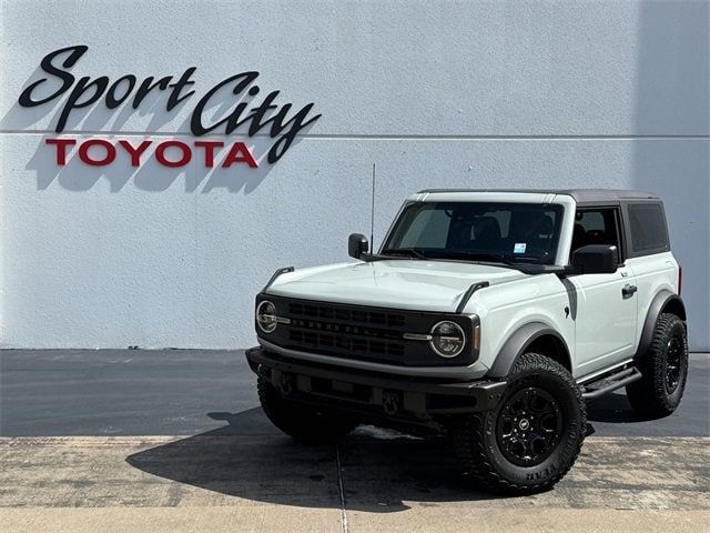 2023 Ford Bronco Base -
                  Dallas, TX