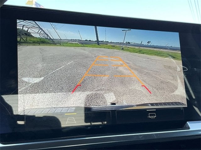 Thumbnail: 2024 Chevrolet Silverado 1500 - 21