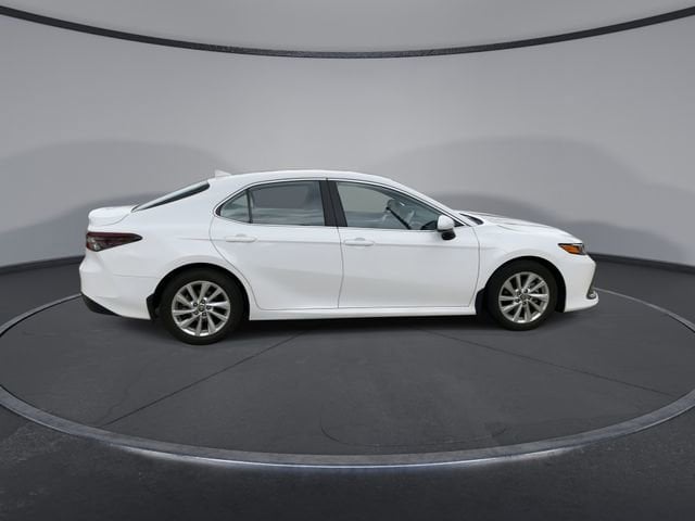 Thumbnail: 2023 Toyota Camry - 9