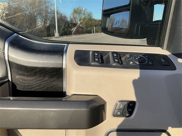 Thumbnail: 2020 Ford F-350 - 14