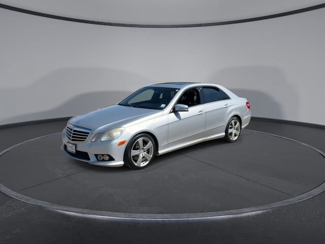 Thumbnail: 2010 Mercedes-Benz E-Class - 4