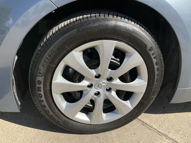 Thumbnail: 2025 Toyota Corolla - 11