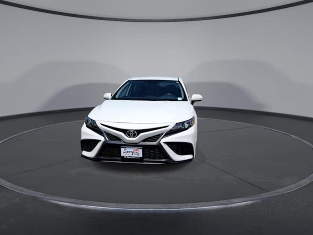 Used 2021 Toyota Camry SE Sedan