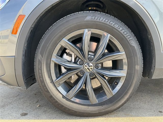 Thumbnail: 2024 Volkswagen Tiguan - 11