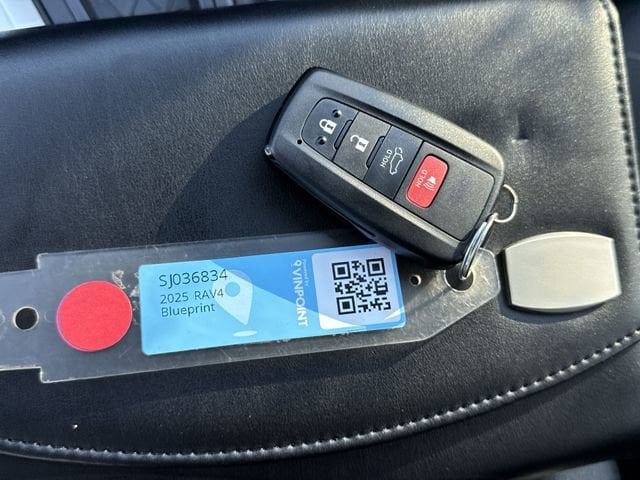 Thumbnail: 2025 Toyota RAV4 - 27
