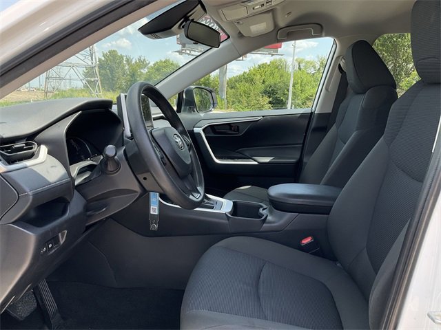 Thumbnail: 2024 Toyota RAV4 - 13