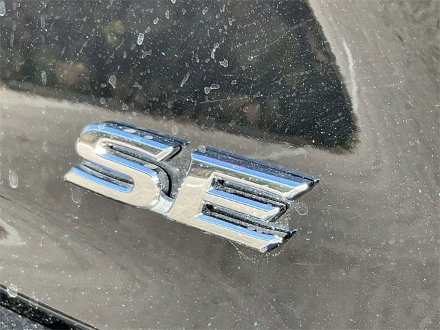 Thumbnail: 2025 Toyota Camry - 11