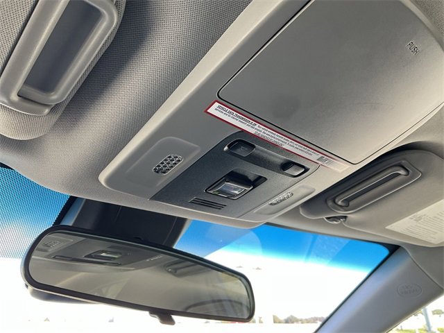 Thumbnail: 2020 Toyota Camry - 24