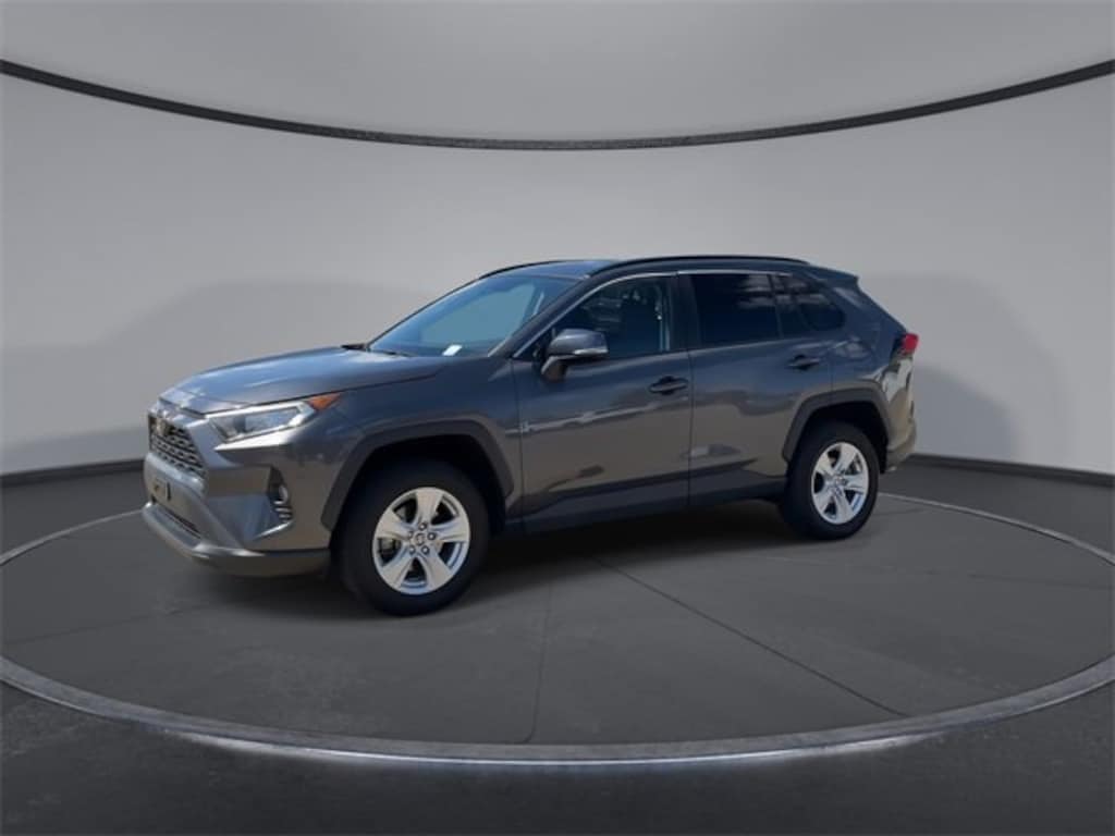 Used 2021 Toyota RAV4 XLE SUV
