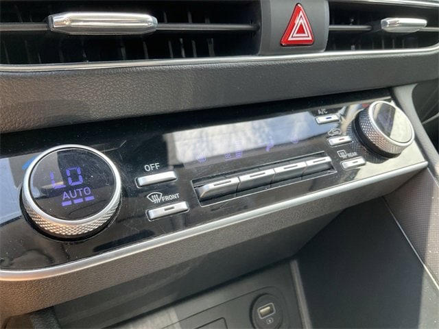 Thumbnail: 2023 Hyundai Sonata - 23