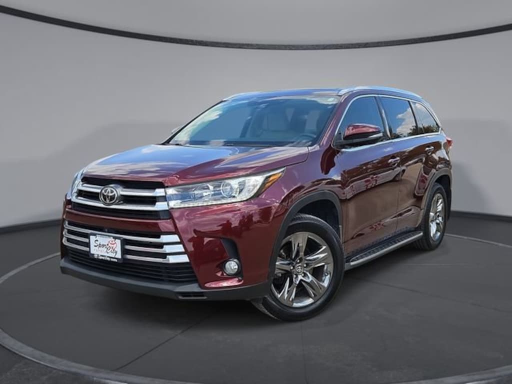 Used 2017 Toyota Highlander Limited Platinum V6 SUV