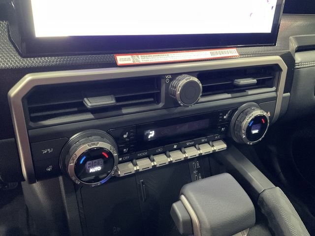 Thumbnail: 2026 Toyota 4Runner - 26