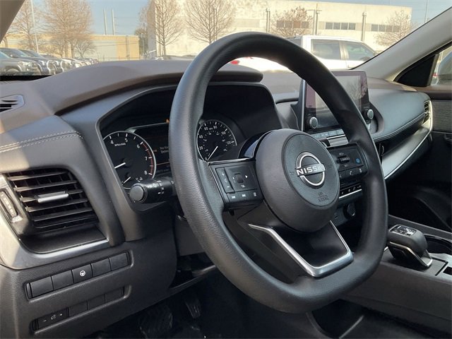 Thumbnail: 2022 Nissan Rogue - 10