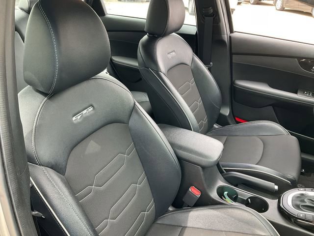 Thumbnail: 2023 Kia Forte - 16