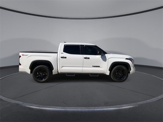 Thumbnail: 2022 Toyota Tundra - 9