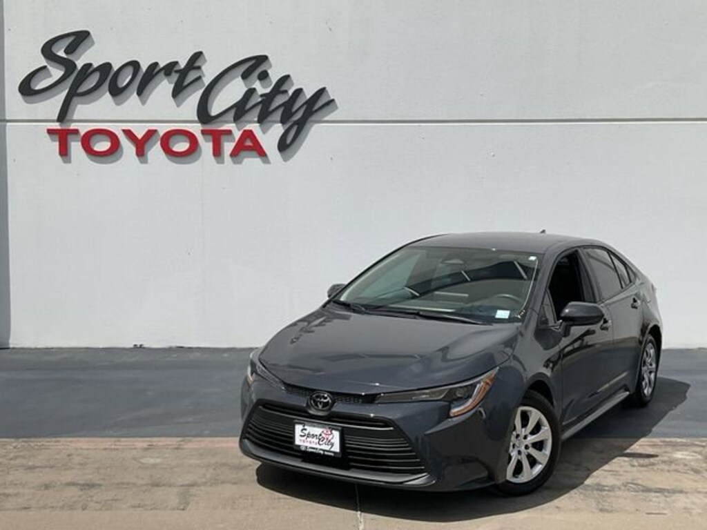 Used 2025 Toyota Corolla LE Sedan