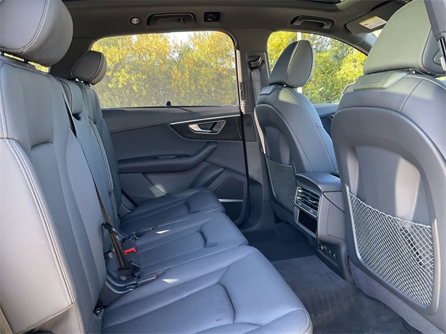 Thumbnail: 2025 Audi Q7 - 16